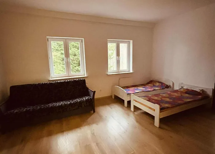 Lesna Stacja Hostel Wieck